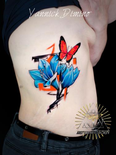 tatouage-fleur-amaryllis-couleur-aquarelle
