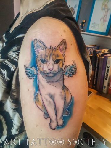 tatouage-hommage-chat-couleur