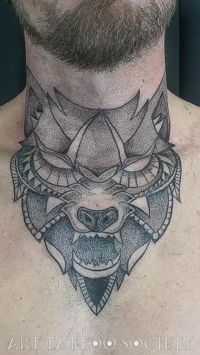 tatouage-loup-dotwork-cicatrice