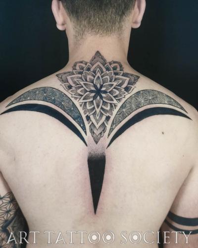 tatouage-mandala-dos