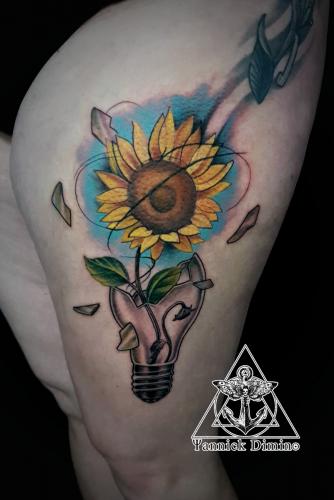 tatouage-tournesol-ampoule-aquarelle